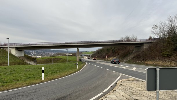 Seitenansicht Brücke Distelhausen