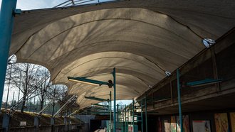 Bild zeigt die Haltestelle Waldau