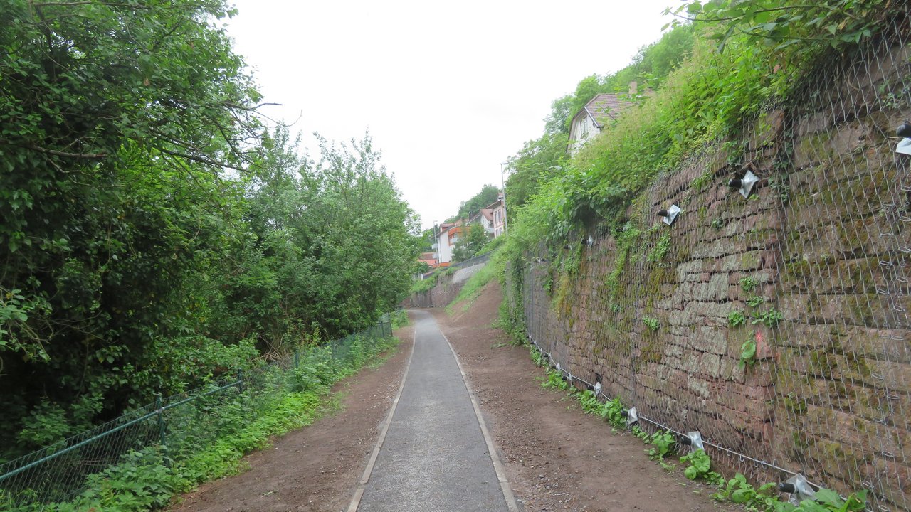 Zustand Fußgängerweg nach der Maßnahme