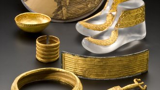 Gold objects hat - Hochdorf