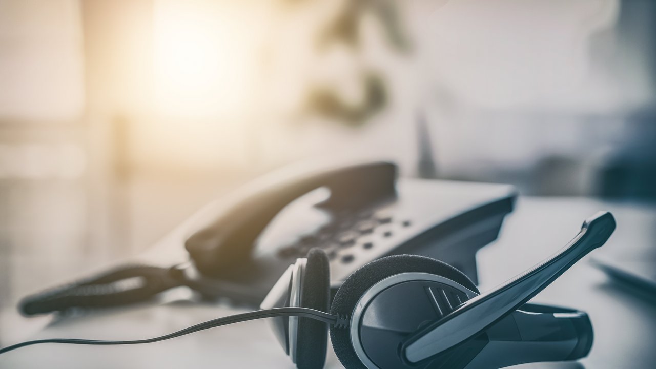 Telefon mit Headset