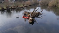 Beseitigung von Abflusshindernissen aus der Enz
