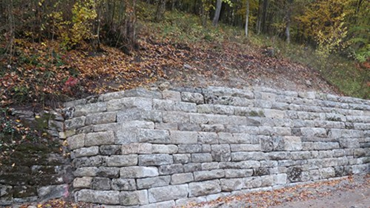 Trockenmauer Endzustand