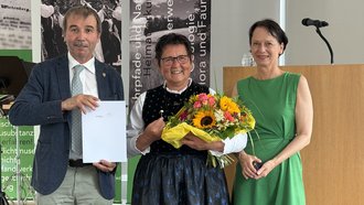 Ehrennadelverleihung Christl Eberhardt
