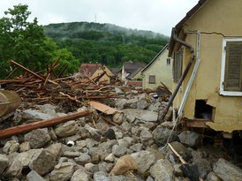 Bild zeigt das zerstörte Braunbach