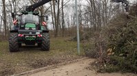 Vorbereitung eines Hackhaufens