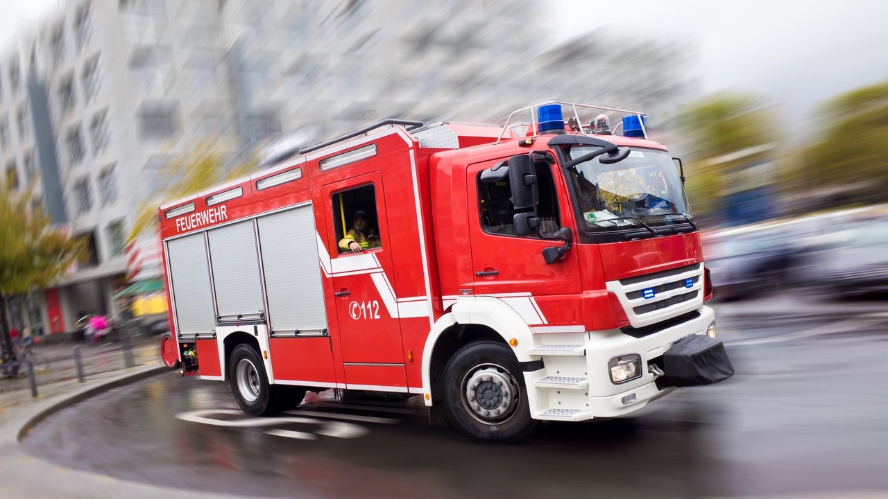 Bild zeigt ein Feuerwehrauto