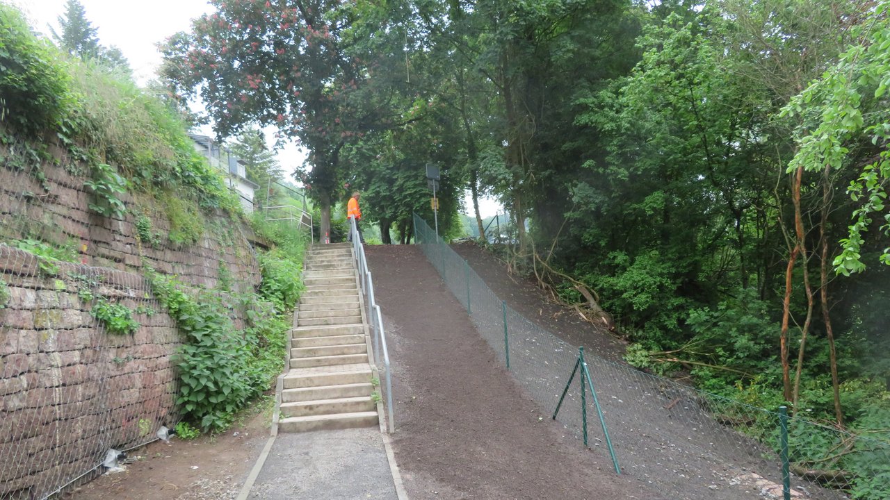 Zustand Fußgängerweg nach der Maßnahme