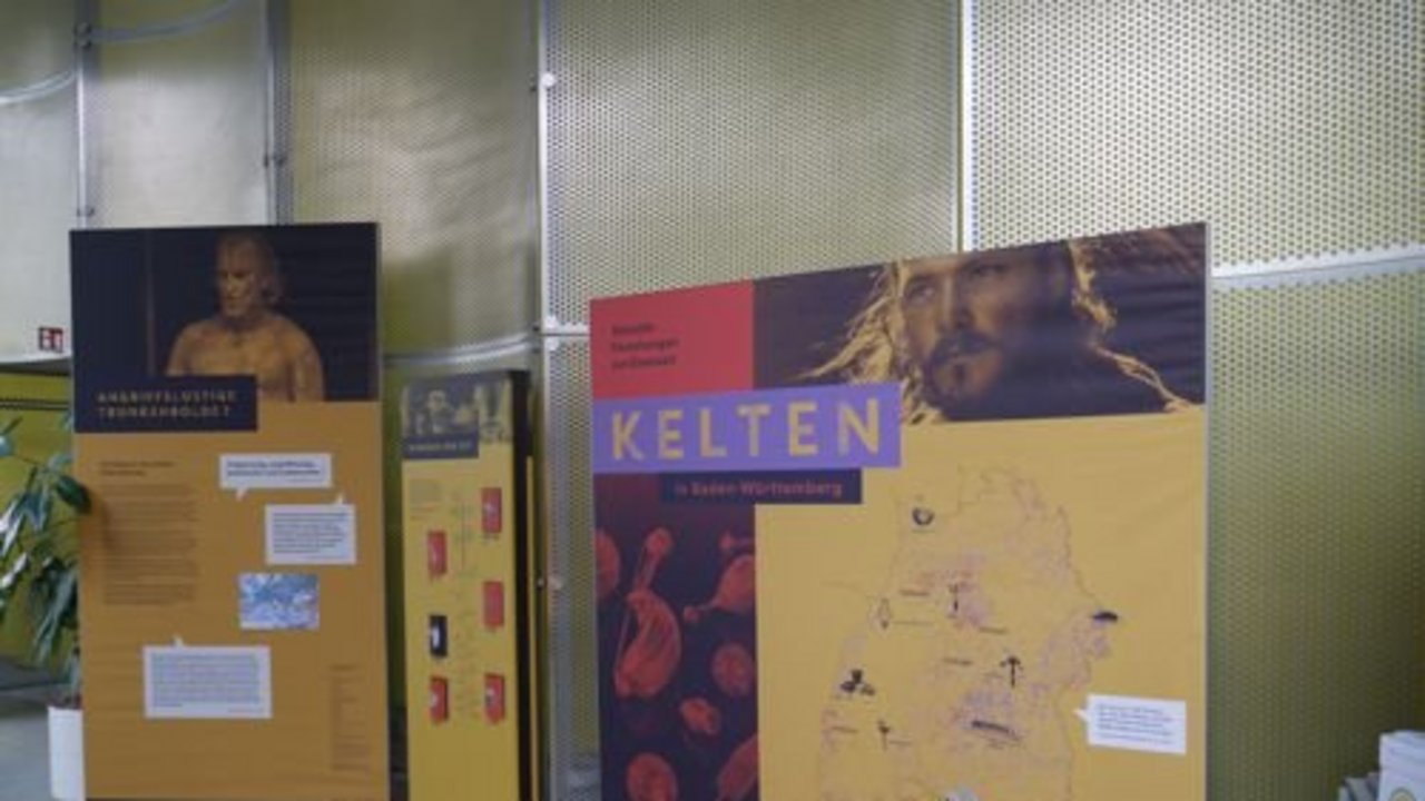 Impression der Ausstellung im Hauptgebäudes des Regierungspräsidiums Stuttgart in Vaihingen