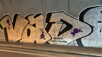 Graffiti in einem Tunnel