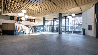 Bild zeigt Innenansicht des Landgerichts Mannheim