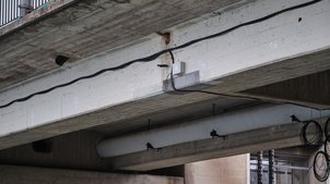 Foto der Brücke von unten