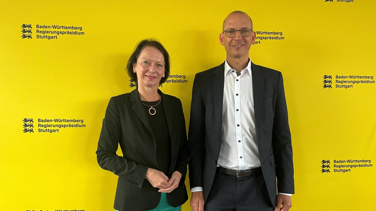 Regierungspräsidentin Susanne Bay mit Michael Hagmann Regierungspräsidentin Susanne Bay mit Michael Hagmann