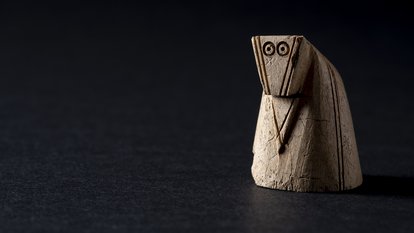 Schachfigur des 11./12. Jahrhunderts. Funde der archäologischen Grabung 2022 am Burgstein (Deutschland, Landkreis Reutlingen)