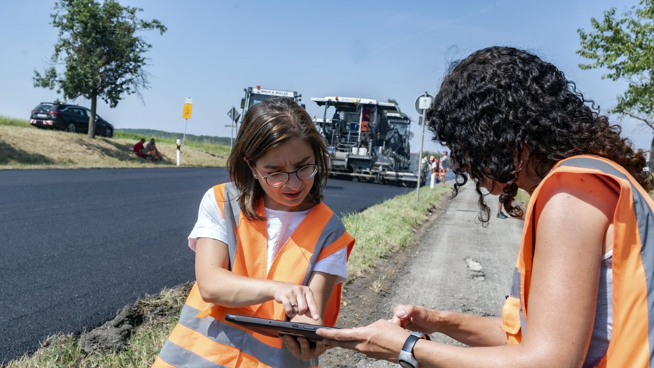 Bild zeigt Straßenbauarbeiten