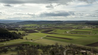 Blick ins Ammertal – eine Altsiedellandschaft mit zahlreichen Fundstellen der Jungsteinzeit.