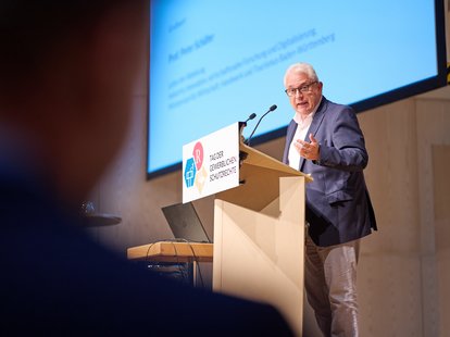 Bühnengespräch Prof. Dr. Peter Schäfer