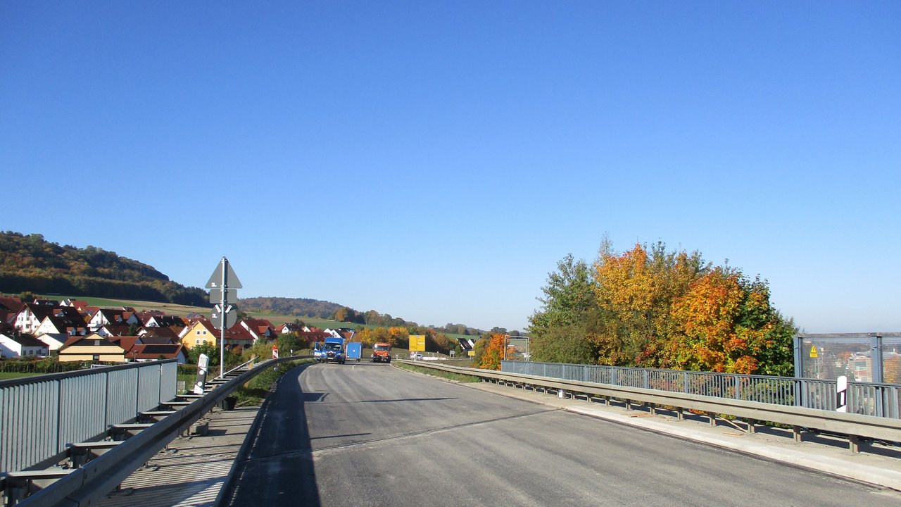 B 29 Bahnbrücke bei Westhausen