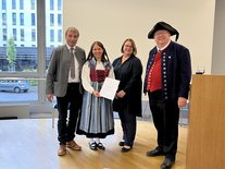 Konrad Epple (MdL), Svea Betz (Reutlingen), Sigrun von Strauch (Regierungsvizepräsidentin), Reinhold Frank (Vorsitzender Sing-, Tanz- und Spielkreise in Baden-Württemberg e.V.)