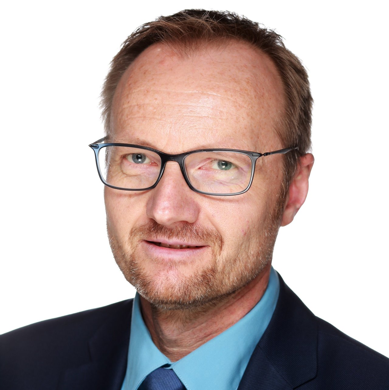 Dr. Thomas Hölz Dr. Thomas Hölz